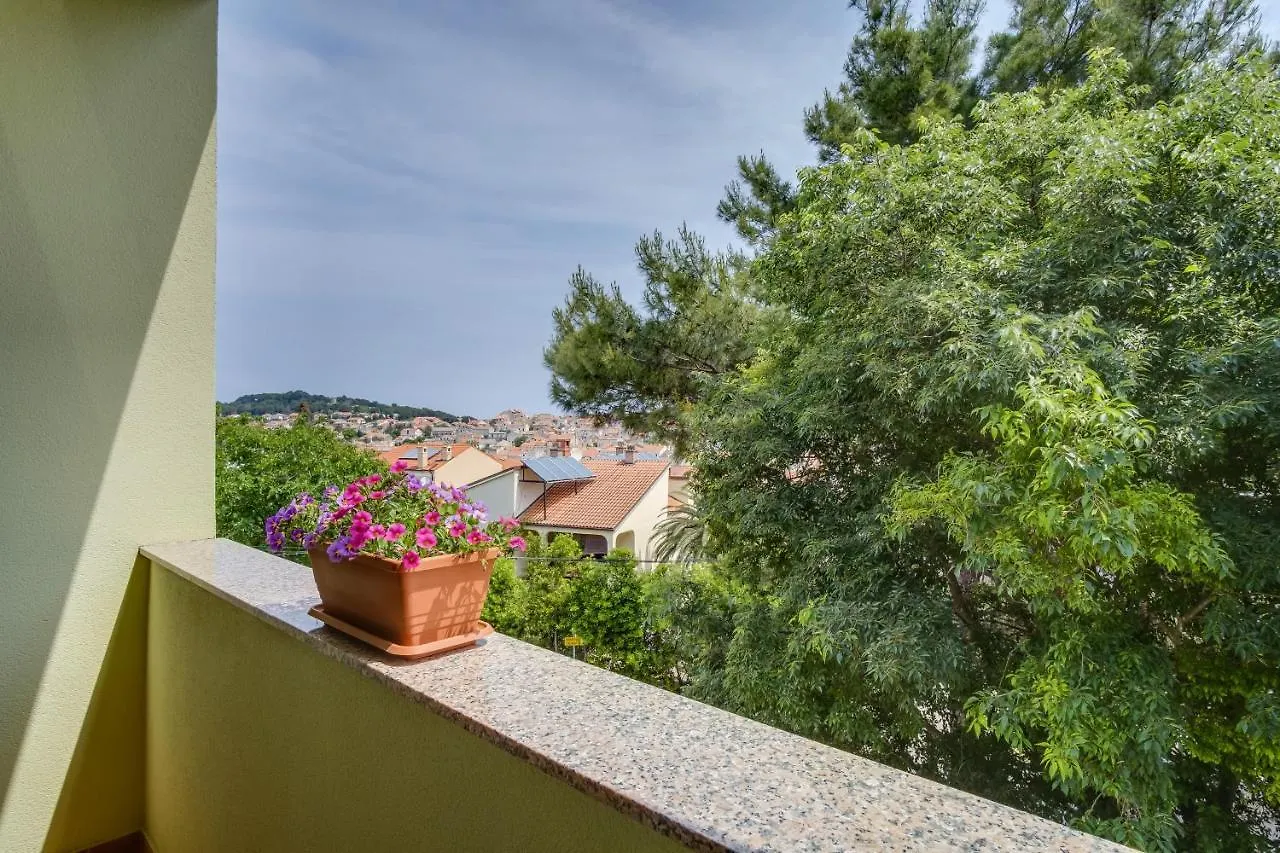 Apartments With A Parking Space Mali Lošinj
